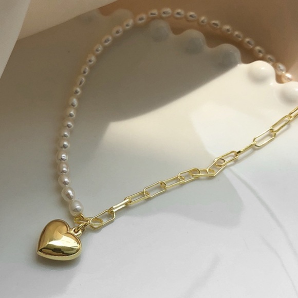 NEW 18K GOLD ELEGANT LOVE PEARL NECKLACE - Picture 2 of 6